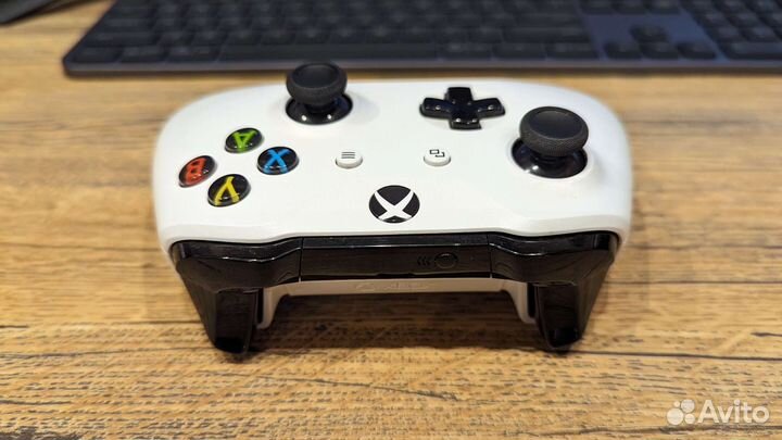 Геймпад Xbox One