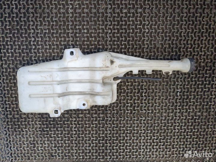 Бачок омывателя Chevrolet Camaro, 2012