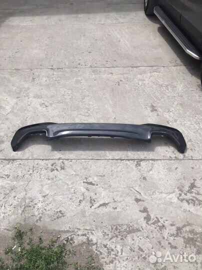 Диффузор на задний бампер bmw g30