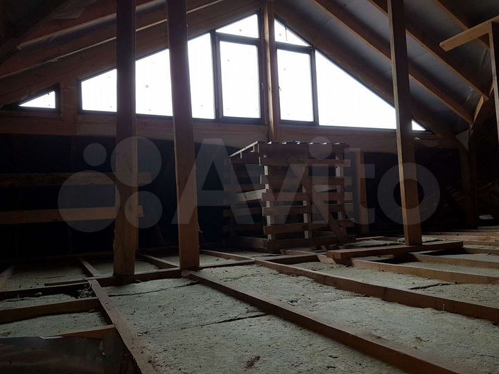 Дом 218,8 м² на участке 15,5 сот.