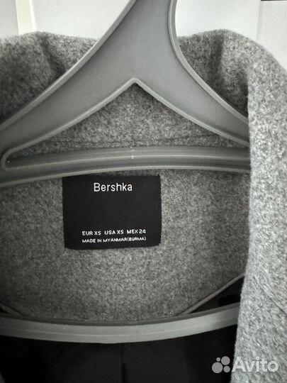 Пальто серое bershka прямое xs