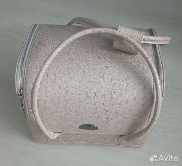 Товары для мастера маникюра