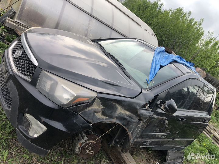 Продам целиком на запчасти Корандо Спорт