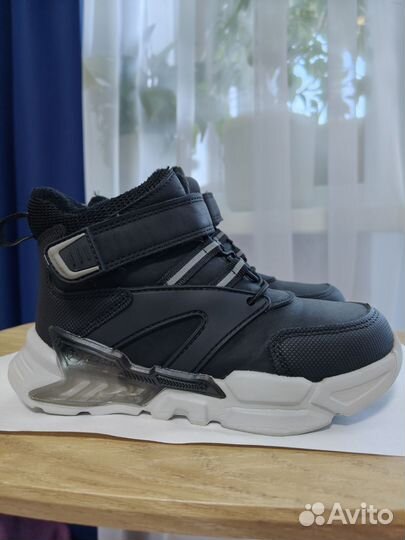 Демисезонные ботинки для мальчика 29