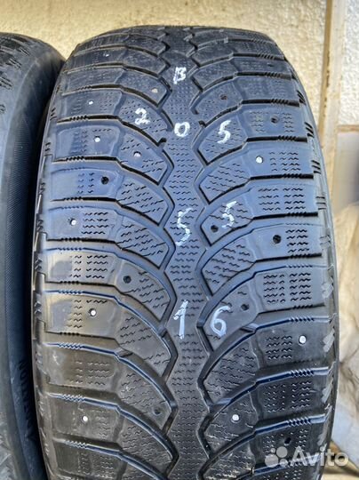 Bridgestone Blizzak Spike-01 205/55 R16 91T