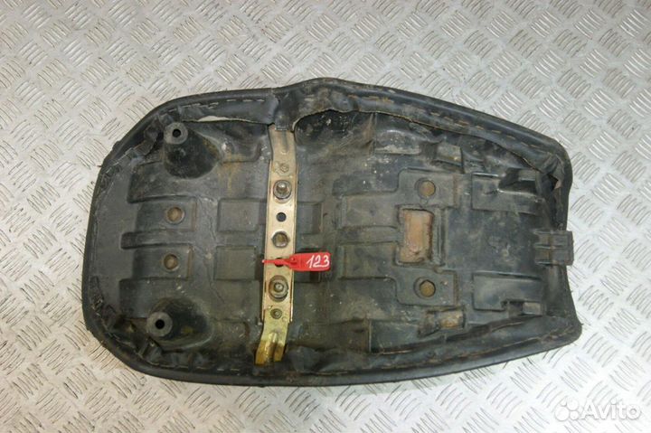 Сидение Suzuki GSX400 Impulse