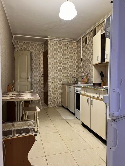 2-к. квартира, 54 м², 1/5 эт.