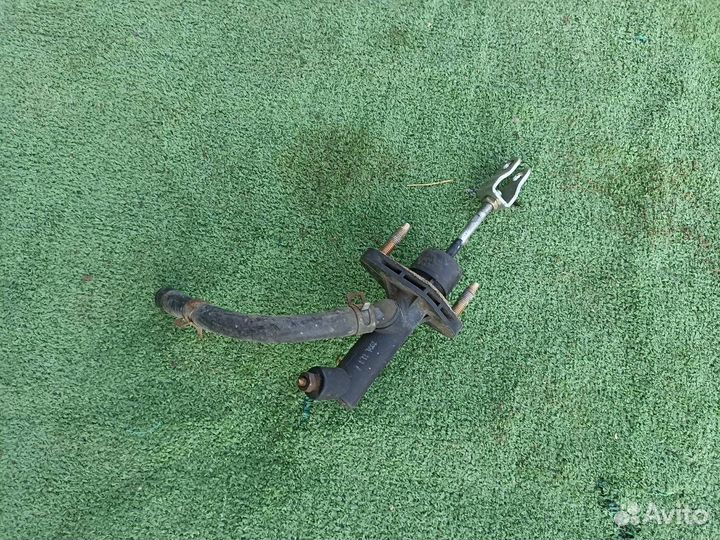 Главный цилиндр сцепления Hyundai Getz 1.3 2003