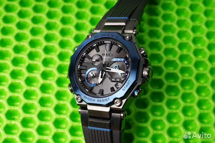 Часы Casio G-Shock MTG-B2000B