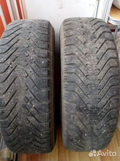 Goodyear UltraGrip 500 225/65 R17