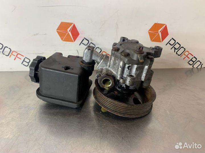 Насос гидроусилителя руля Mercedes E-Class W211