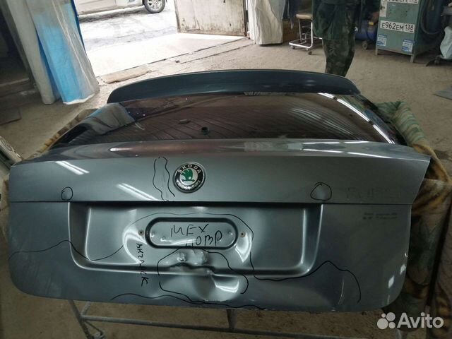 Крышка багажника skoda fabia 2