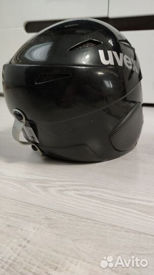 Шлем горнолыжный детский uvex