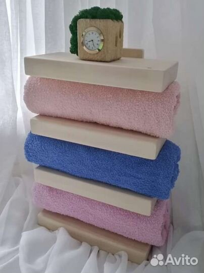 Навесная полка из дерева