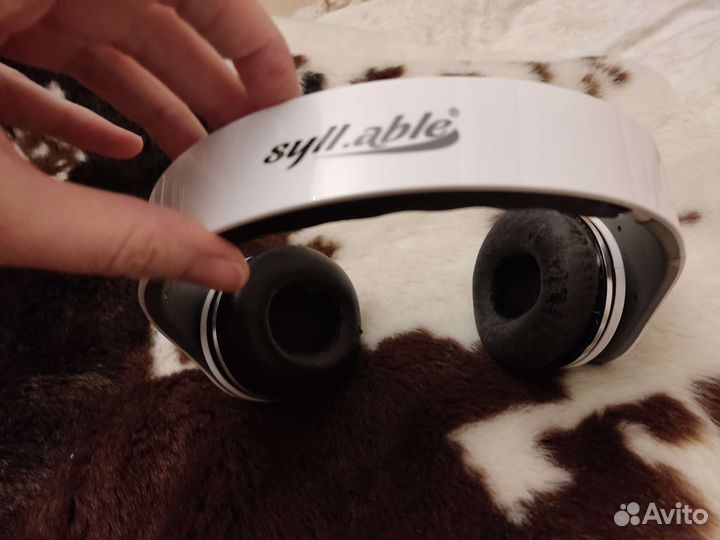 Беспроводные наушники Syllable
