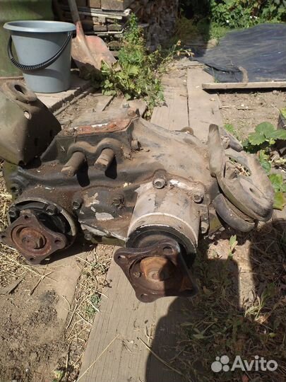 Раздатка бтр 80