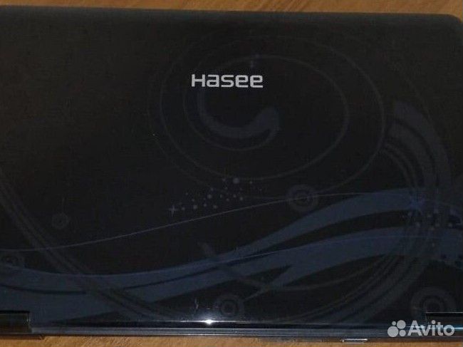 Ноутбук Hasee в хорошем состоянии
