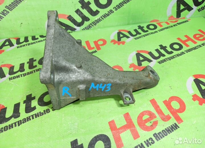 Кронштейн двс BMW 3-series E46 M43B19 правый