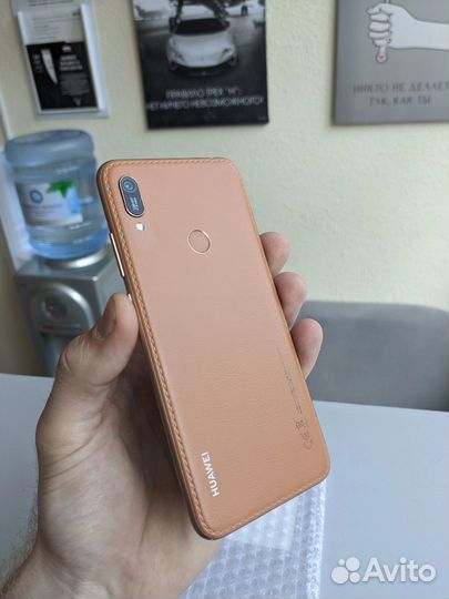 HUAWEI Y6 (2019), 2/32 ГБ
