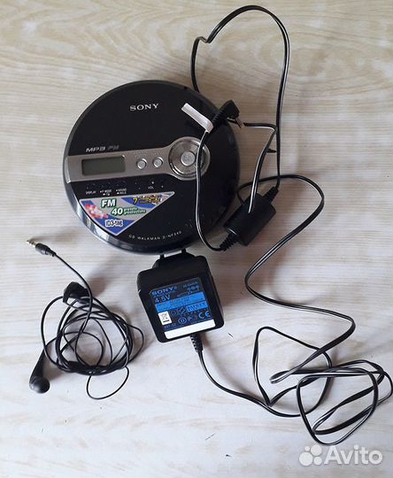 Караоке DVD-проигрыватель LG DK854