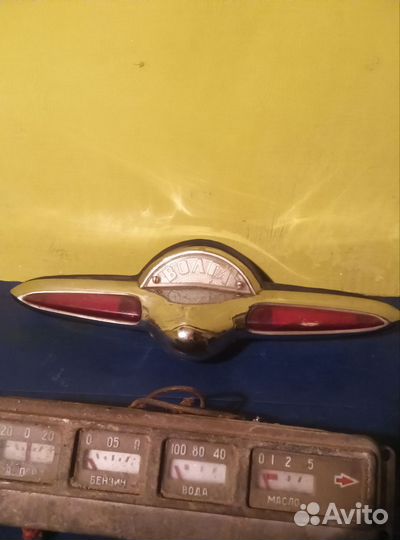 Накладка крышки багажника Газ-21