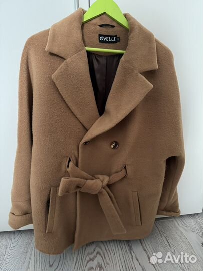 Полупальто женское (46 размер)