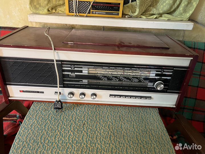 Радиола кантата 204