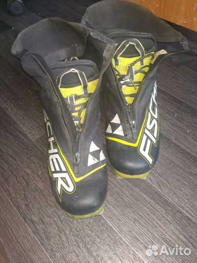 Лыжные ботинки fischer классические