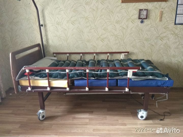 Кровать медицинская механическая