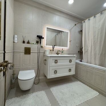 3-к. квартира, 80 м², 5/5 эт.