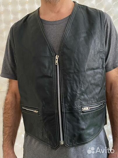 Жилетка кожаная мужская