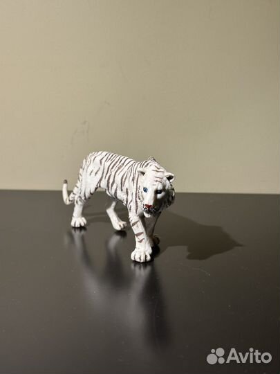 Фигурка животных