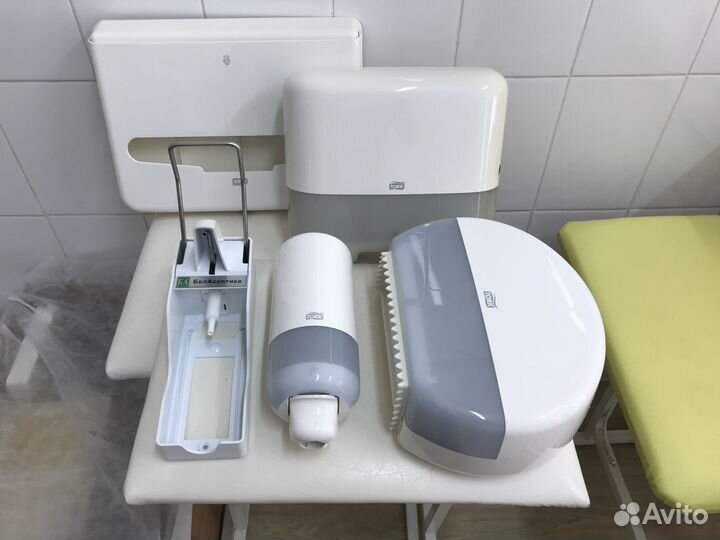 Диспенсеры (дозаторы) медицинские