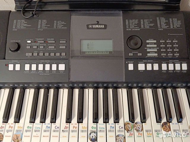 Синтезатор Yamaha PSR E423