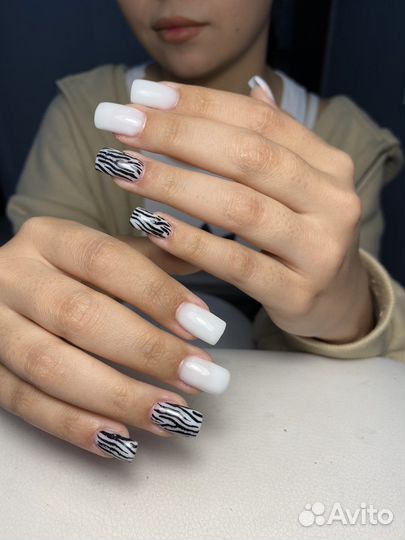 Наращивание ногтей