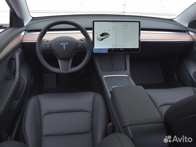 Tesla Model 3 AT, 2021, 340 км