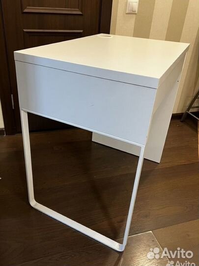 Стол письменный IKEA micke / Икея микке