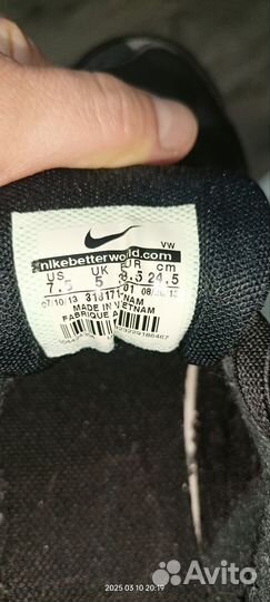 Кроссовки кожа nike 37