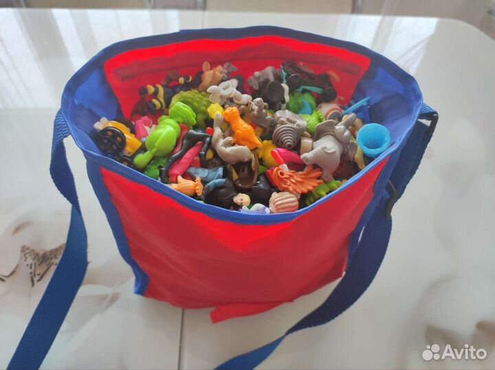 Игрушки из Киндер сюрпризов пакетом 1.5 кг