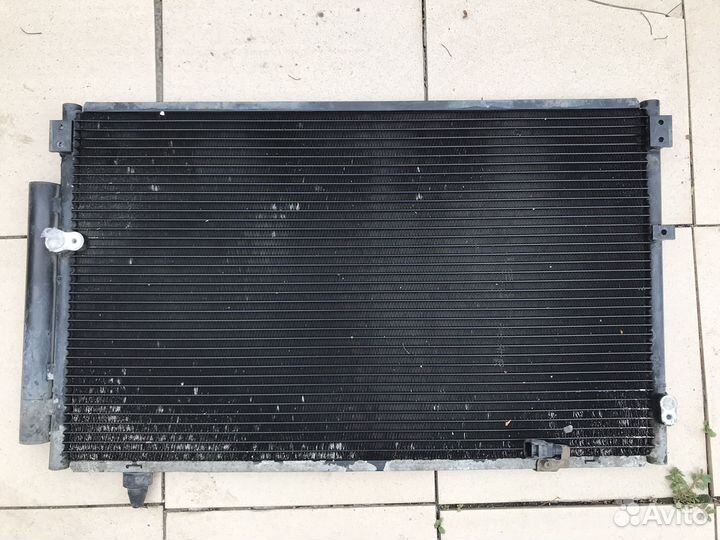 Радиатор кондиционера Toyota wish