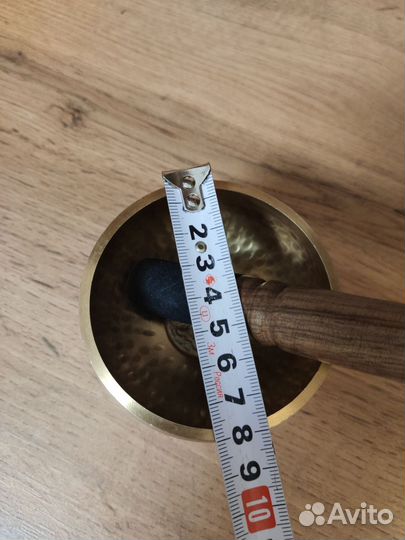 Поющая тибетская кованая чаша