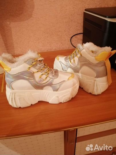 Ботинки зимние для девочки