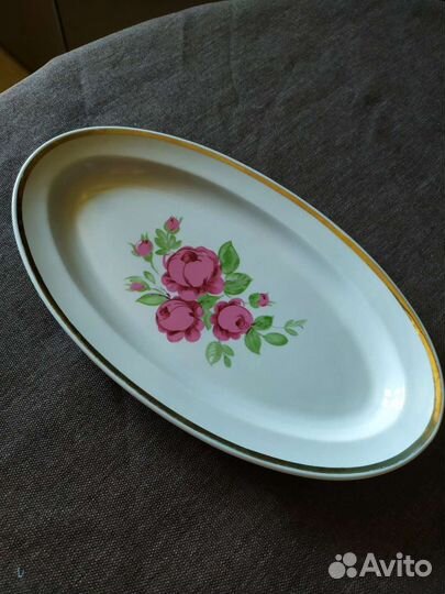 Тарелка селедочница, фарфоровая, советская