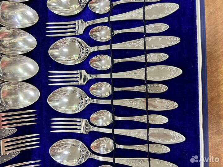 Набор столовых приборов мельхиор