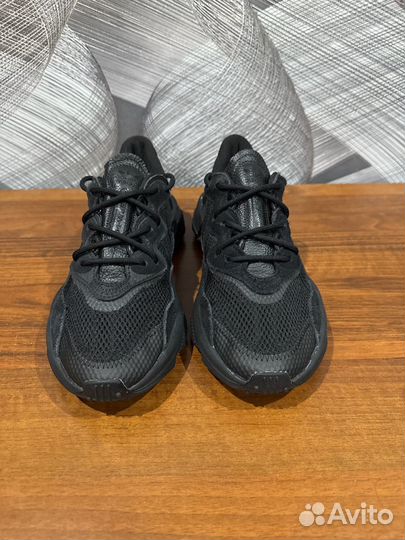 Кроссовки Adidas ozweego размер 38