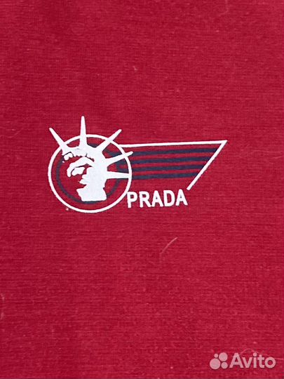 Кофта женская на молнии Prada