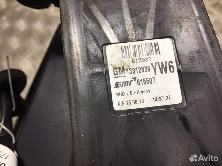 Зеркало наружное левое Opel Zafira Family рест