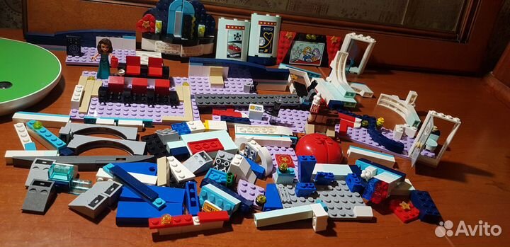 Lego россыпью Кинотеатр