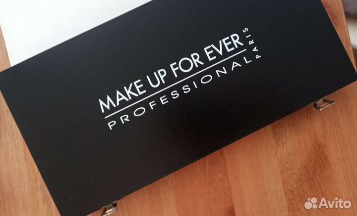 Палетка для теней рефиллы