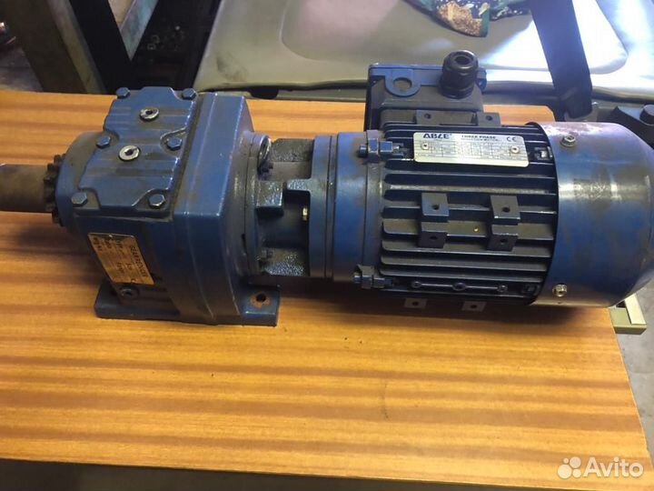 Понижающий редуктор